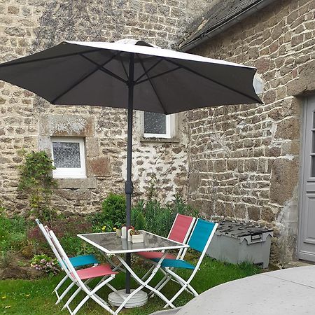 Wildberry Cottage Orgères-la-Roche Buitenkant foto